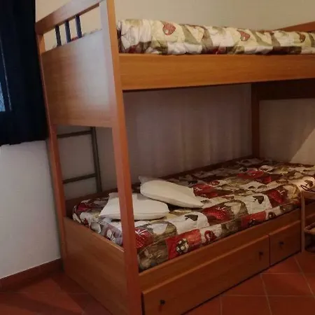 Agriturismo La Valletta * サンタ・テレーザ・ガッルーラ