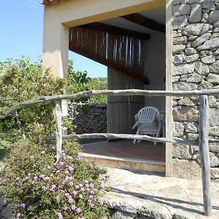度假居 Agriturismo La Valletta 圣特雷莎加卢拉